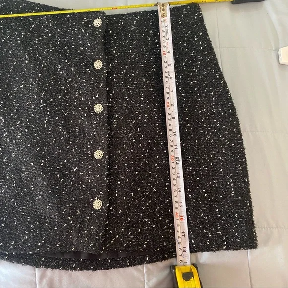 Express Black Sparkly Shimmer Mini Skirt - Picture 3 of 6